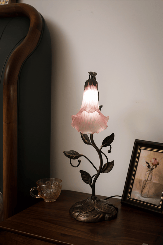 Aurora Tiffany Style Lamp