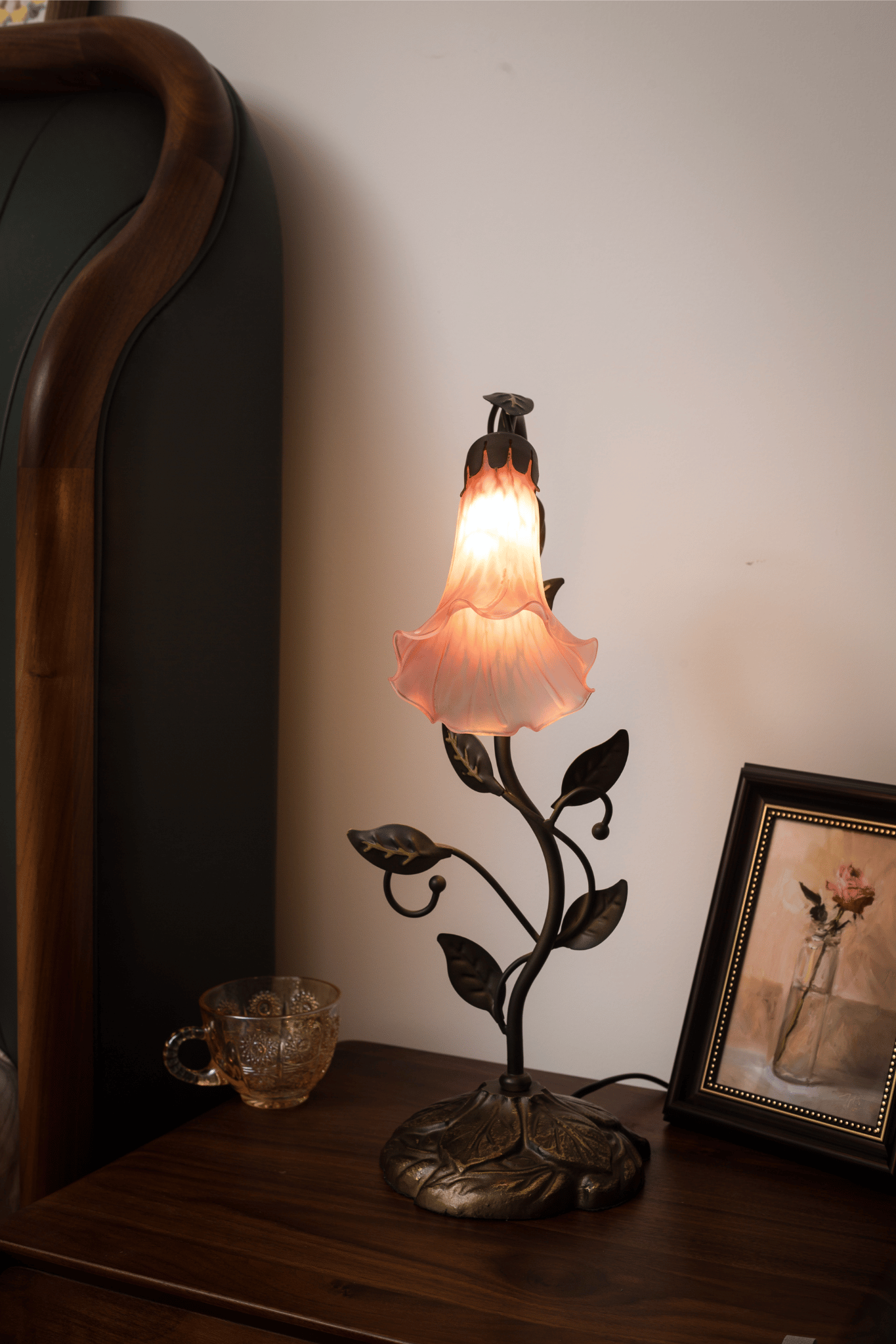 Aurora Tiffany Style Lamp