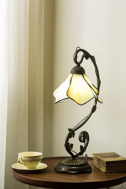Flora Tiffany Style Lamp - Beige