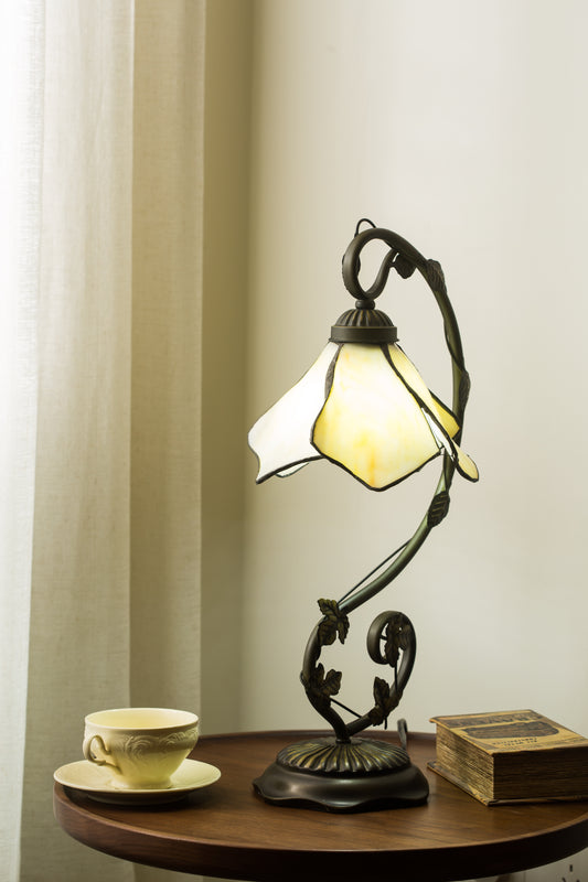 Flora Tiffany Style Lamp - Beige